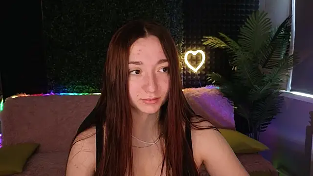 YasmineWest online show from October 8, 2025, 7:39 am