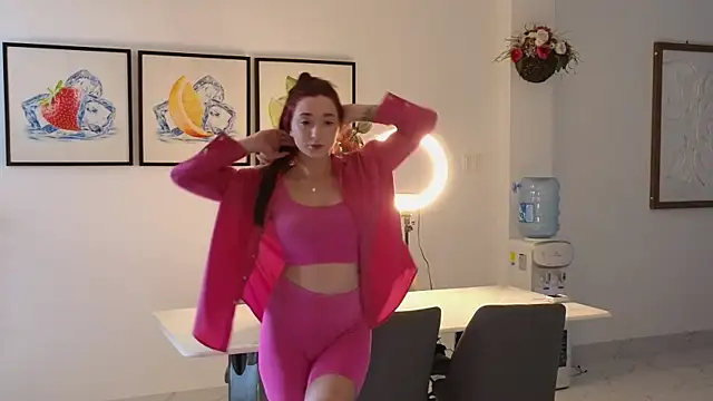 YasmineWest online show from July 23, 2026, 1:08 am