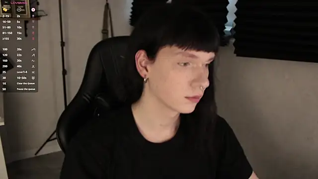 Snapshot of carthylovvve chatting on March 15, 2025, 3:37 pm carthylovvve online show from March 15, 2025, 3:37 pm