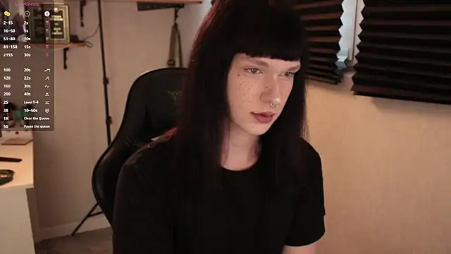 Snapshot of carthylovvve chatting on March 22, 2025, 3:31 pm carthylovvve online show from March 22, 2025, 3:31 pm