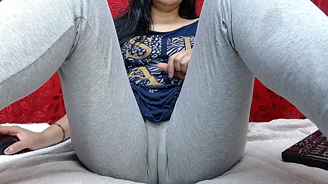 Snapshot of MELANIE_SEX69 chatting on October 6, 2025, 9:23 pm MELANIE SEX69 online show from October 6, 2025, 9:23 pm