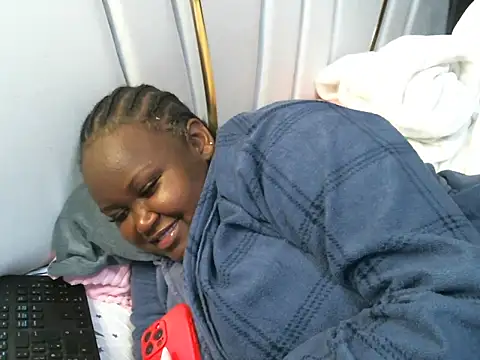 Snapshot of Brizzy_dee chatting on November 11, 2025, 8:20 pm Brizzy dee online show from November 11, 2025, 8:20 pm