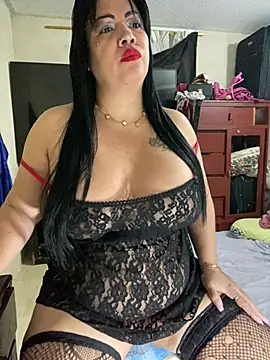 CamelliaLong online show from June 24, 2026, 4:00 am