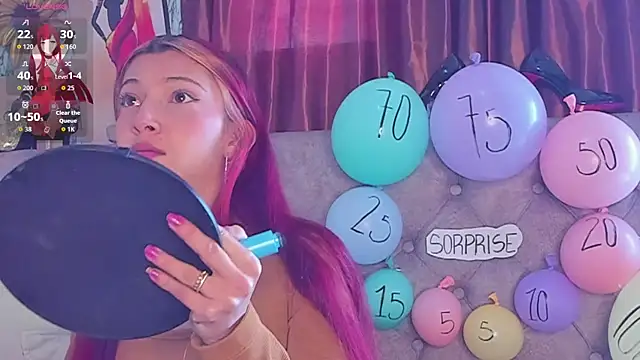 Snapshot of _Scarlett_01 chatting on September 12, 2025, 2:06 pm Scarlett 01 online show from September 12, 2025, 2:06 pm