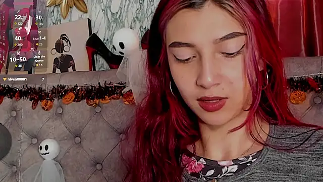 Snapshot of _Scarlett_01 chatting on November 3, 2025, 1:01 pm Scarlett 01 online show from November 3, 2025, 1:01 pm