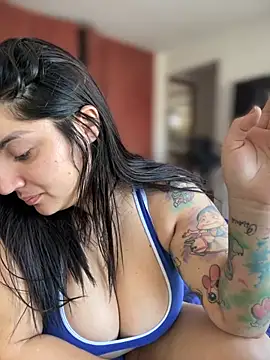 horny roomiess online show from September 20, 2025, 3:02 pm