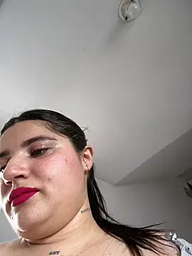 Snapshot of horny_roomiess chatting on July 5, 2026, 7:10 pm horny roomiess online show from July 5, 2026, 7:10 pm