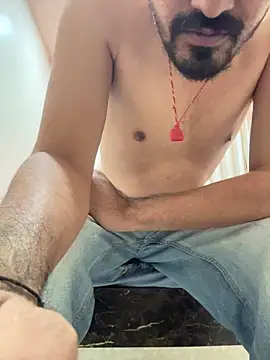 Snapshot of hornyguy271192 chatting on December 16, 2025, 6:24 pm hornyguy271192 online show from December 16, 2025, 6:24 pm