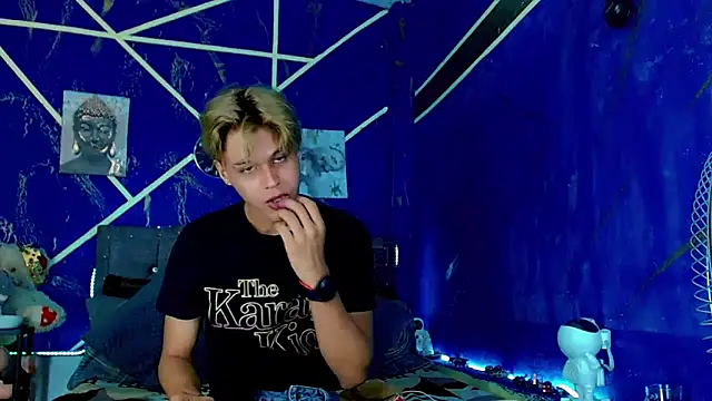 Snapshot of Liamscott_ chatting on June 3, 2026, 5:29 pm Liamscott online show from June 3, 2026, 5:29 pm