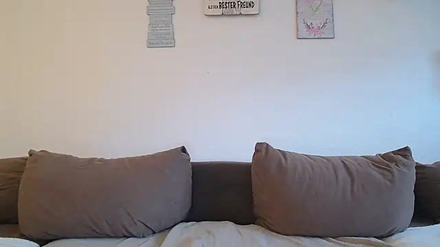 LachenderTeufel online show from November 28, 2025, 7:00 am