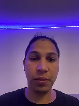 Snapshot of CoreAlejito chatting on July 15, 2026, 8:36 pm CoreAlejito online show from July 15, 2026, 8:36 pm