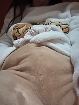 Snapshot of rossana99_ chatting on March 16, 2025, 5:17 pm rossana99 online show from March 16, 2025, 5:17 pm