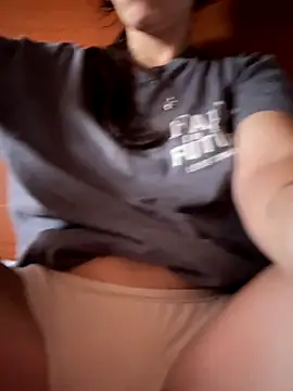 Snapshot of rossana99_ chatting on September 27, 2025, 10:20 am rossana99 online show from September 27, 2025, 10:20 am