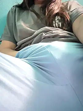 Snapshot of rossana99_ chatting on October 12, 2025, 12:59 pm rossana99 online show from October 12, 2025, 12:59 pm