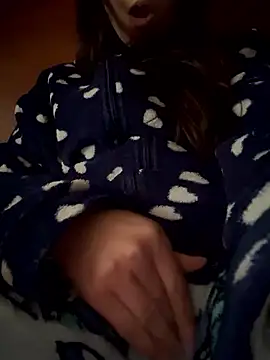 Snapshot of rossana99_ chatting on January 10, 2026, 11:12 am rossana99 online show from January 10, 2026, 11:12 am