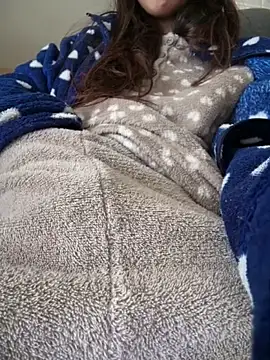 Snapshot of rossana99_ chatting on February 8, 2026, 11:02 am rossana99 online show from February 8, 2026, 11:02 am