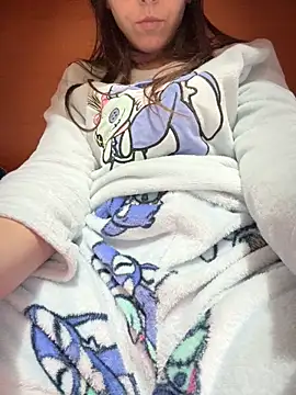 Snapshot of rossana99_ chatting on February 20, 2026, 9:15 pm rossana99 online show from February 20, 2026, 9:15 pm