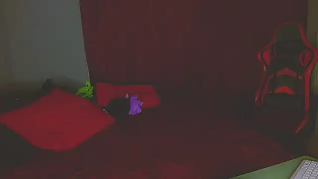 Noamartin  online show from March 12, 2025, 1:25 am