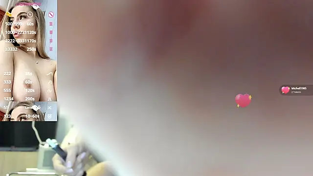 Snapshot of Megan_Ros chatting on October 26, 2025, 5:02 am Megan Ros online show from October 26, 2025, 5:02 am