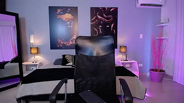 Snapshot of JasmineCampbell_ chatting on September 9, 2025, 8:19 pm JasmineCampbell online show from September 9, 2025, 8:19 pm