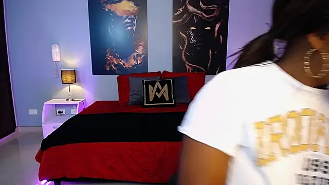 Snapshot of JasmineCampbell_ chatting on November 25, 2025, 11:05 pm JasmineCampbell online show from November 25, 2025, 11:05 pm