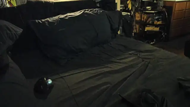 Snapshot of Dark_Asteroid chatting on January 17, 2026, 1:05 pm Dark Asteroid online show from January 17, 2026, 1:05 pm