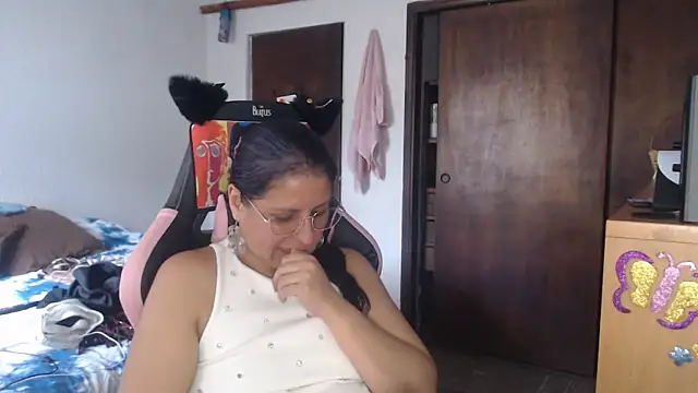 LucifernandaSw online show from June 11, 2026, 9:24 pm