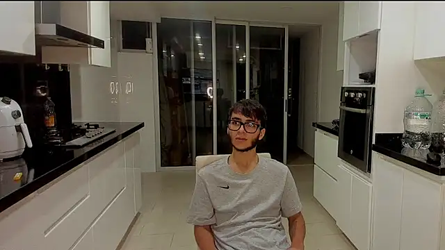 Snapshot of alejdrip chatting on September 26, 2025, 9:13 am alejdrip online show from September 26, 2025, 9:13 am