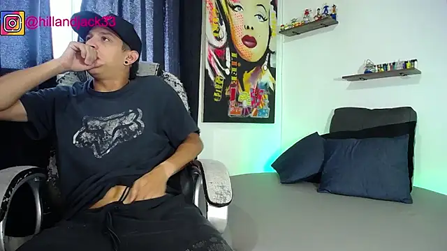 Snapshot of HillAndJack333 chatting on January 10, 2025, 11:54 am HillAndJack333 online show from January 10, 2025, 11:54 am