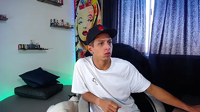 HillAndJack333 online show from January 15, 2025, 2:02 pm