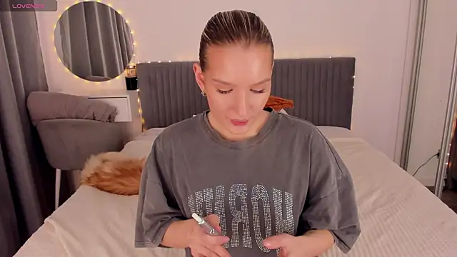 CassieRayss online show from May 14, 2026, 3:19 pm