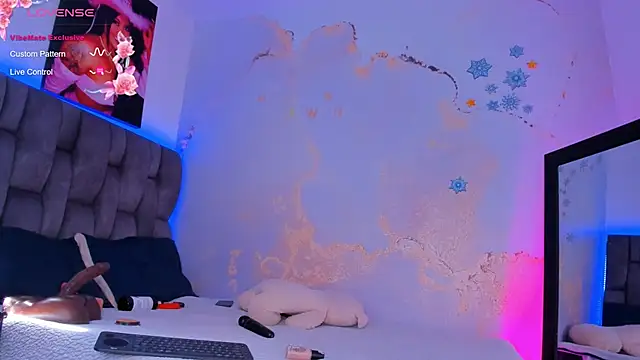 camilawhite   online show from January 14, 2025, 5:45 pm