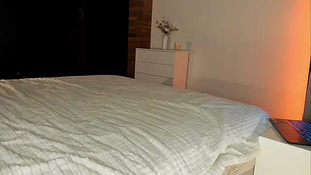 Snapshot of Rachel_Rey chatting on November 19, 2025, 6:08 pm Rachel Rey online show from November 19, 2025, 6:08 pm