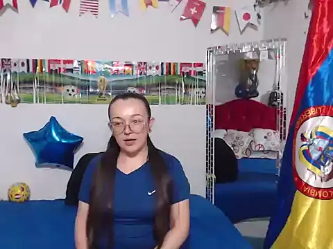 Snapshot of Angela_18honey chatting on June 21, 2026, 3:20 am Angela 18honey online show from June 21, 2026, 3:20 am