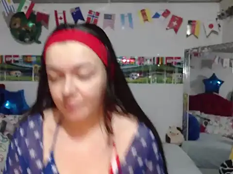Snapshot of Angela_18honey chatting on July 2, 2026, 3:06 am Angela 18honey online show from July 2, 2026, 3:06 am