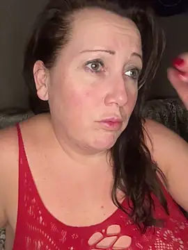 xsexycurvymilf online show from February 19, 2025, 9:03 pm