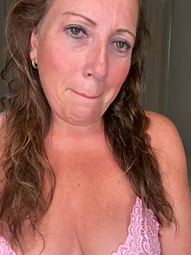 Snapshot of xsexycurvymilf chatting on July 8, 2026, 2:10 pm xsexycurvymilf online show from July 8, 2026, 2:10 pm
