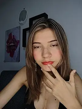 Snapshot of hanaa_18 chatting on November 2, 2025, 2:58 am hanaa 18 online show from November 2, 2025, 2:58 am