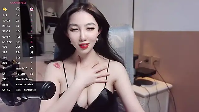 Snapshot of vyizh- chatting on December 29, 2024, 1:38 pm vyizh- online show from December 29, 2024, 1:38 pm