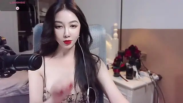 Snapshot of vyizh- chatting on January 23, 2025, 4:48 pm vyizh- online show from January 23, 2025, 4:48 pm