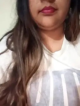 Snapshot of _Redwine_ chatting on February 21, 2025, 10:37 pm Redwine online show from February 21, 2025, 10:37 pm