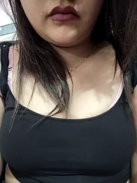 Snapshot of _Redwine_ chatting on March 17, 2025, 4:11 pm Redwine online show from March 17, 2025, 4:11 pm