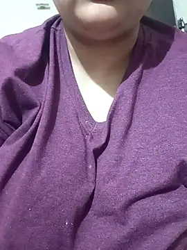 Snapshot of _Redwine_ chatting on November 5, 2025, 9:20 am Redwine online show from November 5, 2025, 9:20 am