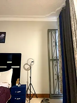 Dellah26 online show from October 26, 2025, 8:09 am