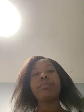 Snapshot of Dellah26 chatting on June 12, 2026, 2:32 am Dellah26 online show from June 12, 2026, 2:32 am