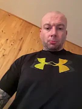 nicedicknicetats online show from May 3, 2026, 2:34 pm