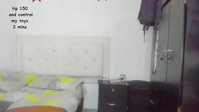 aphrodites ass online show from December 16, 2025, 4:39 am