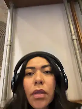 Snapshot of PetitLumiere chatting on October 15, 2025, 9:04 pm PetitLumiere online show from October 15, 2025, 9:04 pm