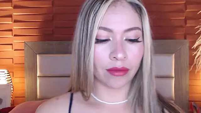 Ammy Castro online show from January 9, 2025, 7:29 pm