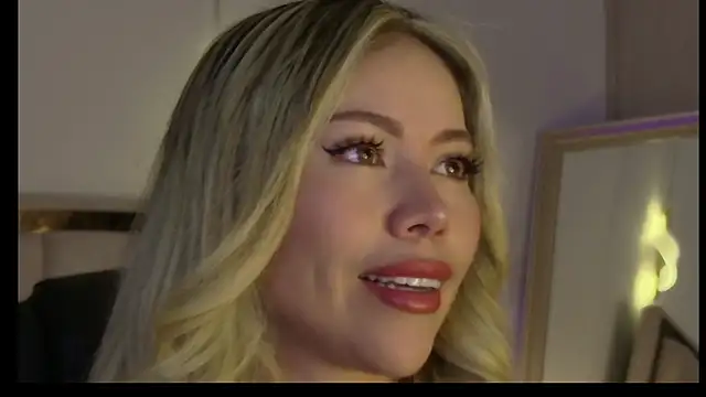 Snapshot of Ammy_Castro chatting on July 6, 2026, 10:01 pm Ammy Castro online show from July 6, 2026, 10:01 pm